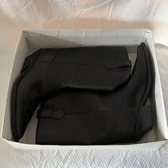 BNIB Abound size 9m Black faux Leather Cowgirl Boots pointed toe small heel - Picture 9 of 10